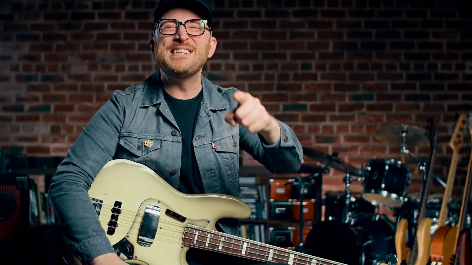 Beginner Level 1 Scotts Bass Lessons