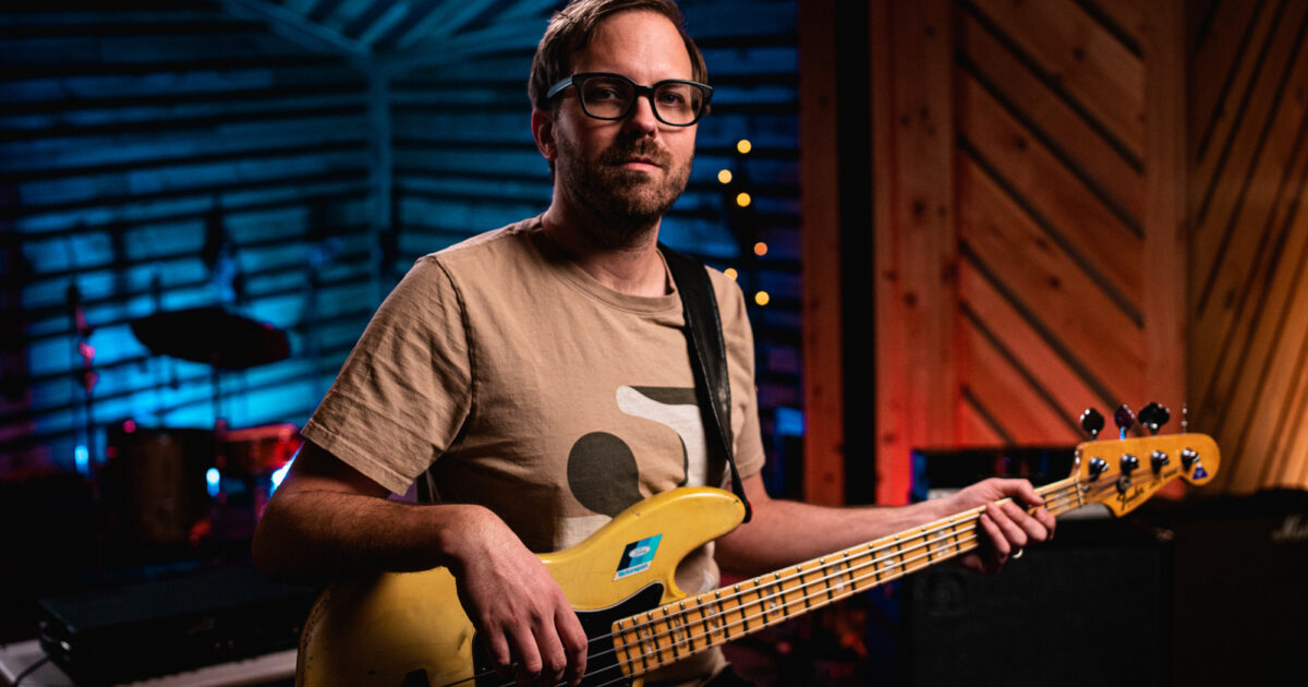 A Bass Player’s Guide to Electronic Music with John Davis Scotts Bass Lessons