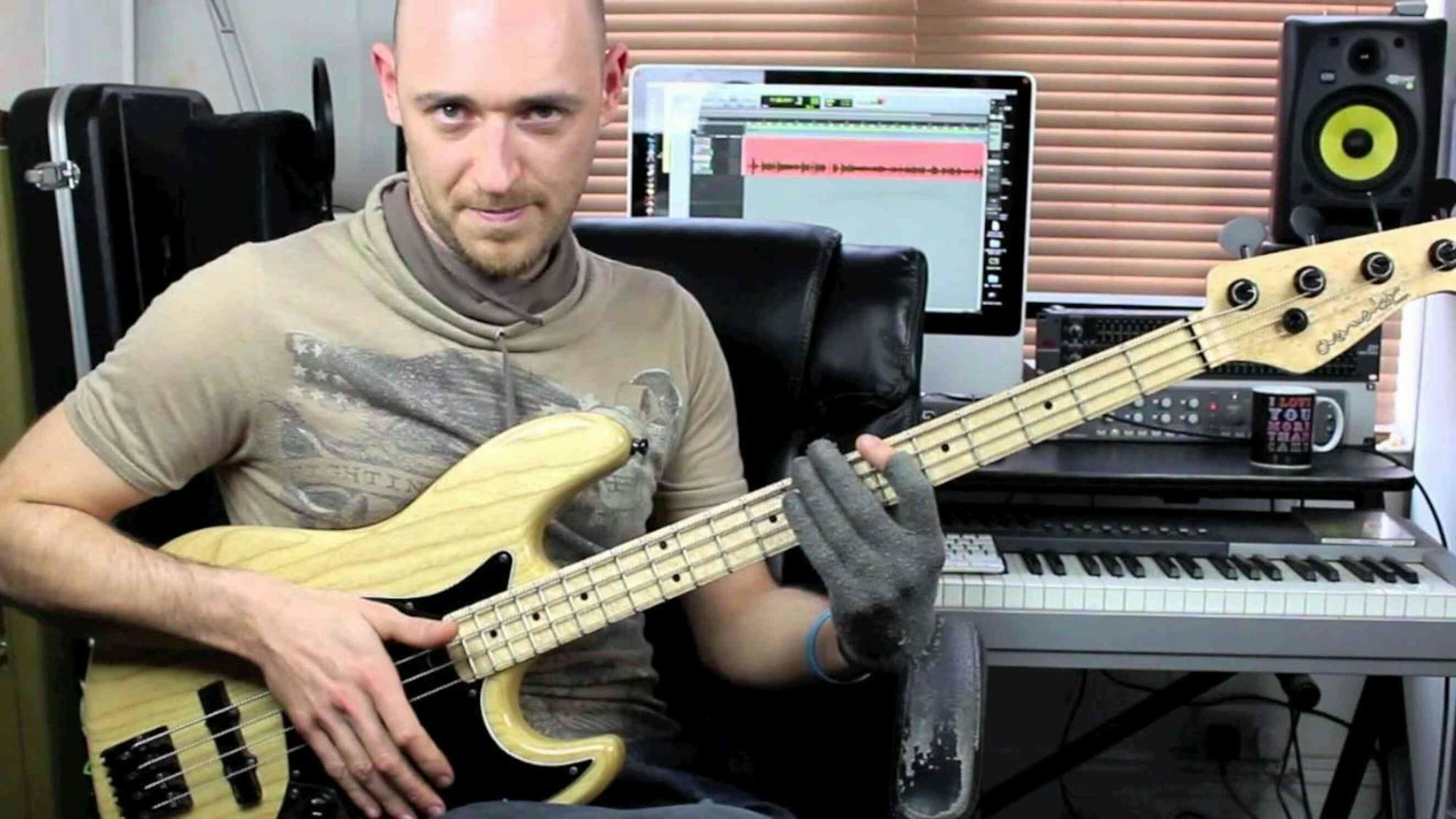 How to Play Slap Bass Beginner & Intermediate (L74) Scotts Bass